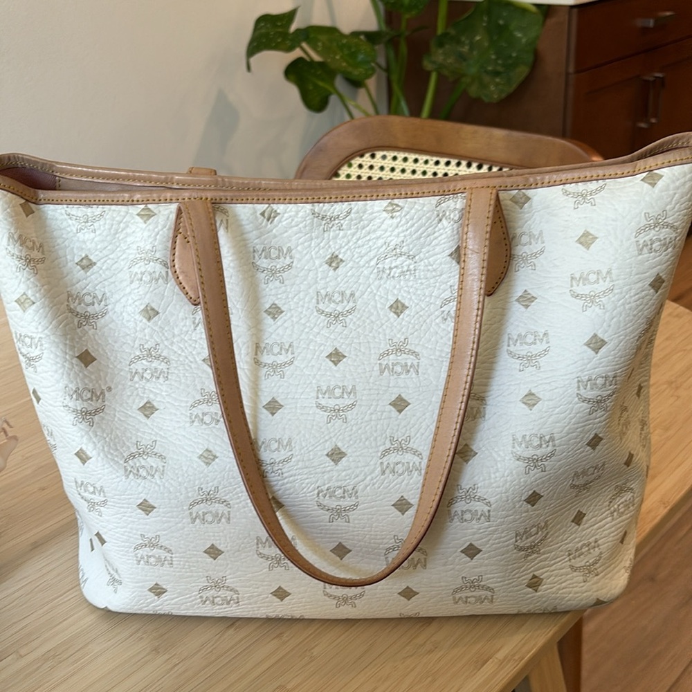 MCM Visetos Coated Canvas - Picture 2 of 4